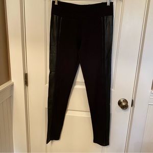 EAKA LEGGINGS PANTS BLACK STRETCH FAUX LEATHER SIDE PANELS RACING STRIPE SIZE 8